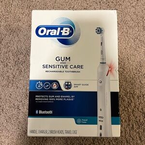 Oral B electric toothbrush